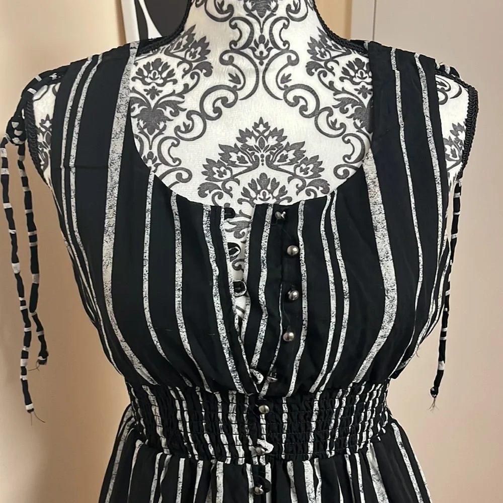 Striped dress black and grey size S. - Picture 2 of 6